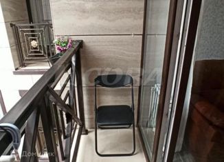 Продаю 1-комнатную квартиру, 33 м2, Сочи, улица Кирова, 35