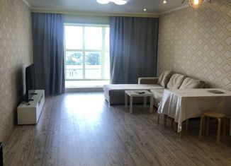 Сдаю однокомнатную квартиру, 73 м2, Тюмень, Мельничная улица, 83к4