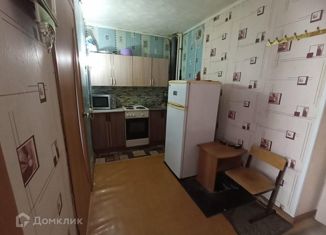 Сдается однокомнатная квартира, 32 м2, Тольятти, Революционная улица, 7к3