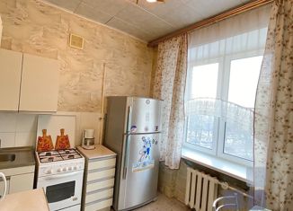 Продается двухкомнатная квартира, 55.6 м2, Москва, 8-я улица Соколиной Горы, 13, станция Соколиная Гора