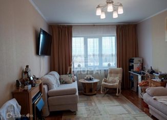Продается двухкомнатная квартира, 52 м2, Омская область, Волгоградская улица, 4