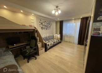 Продаю двухкомнатную квартиру, 52.6 м2, Калининградская область, Машиностроительная улица, 106