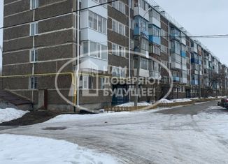 Продажа 2-комнатной квартиры, 43.7 м2, посёлок городского типа Оверята, улица Строителей, 6