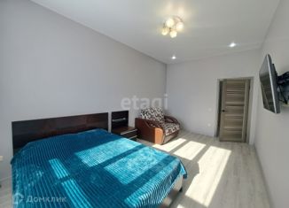 Сдаю в аренду 1-комнатную квартиру, 50 м2, Сургут, улица Игоря Киртбая, 31