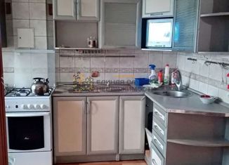 Сдам в аренду 3-комнатную квартиру, 55 м2, Уфа, улица Адмирала Ушакова, 86/1, Орджоникидзевский район