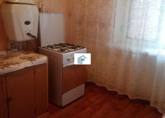 Продаю 1-ком. квартиру, 31 м2, Шебекино, улица 50 лет Октября, 8