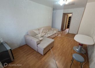 Сдам в аренду 3-ком. квартиру, 60 м2, Находка, улица Малиновского, 6