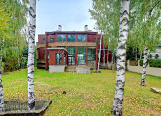 Продам дом, 870 м2, деревня Раздоры