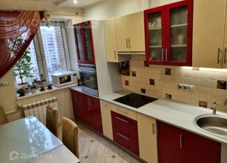 Продажа 3-ком. квартиры, 72.3 м2, Санкт-Петербург, Российский проспект, 8, Российский проспект