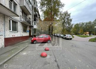 Продаю однокомнатную квартиру, 31 м2, Санкт-Петербург, улица Бабушкина, 95к1, улица Бабушкина
