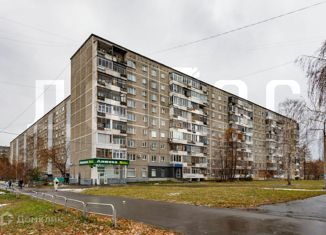 Продается 3-комнатная квартира, 63 м2, Екатеринбург, Волгоградская улица, 45, Волгоградская улица