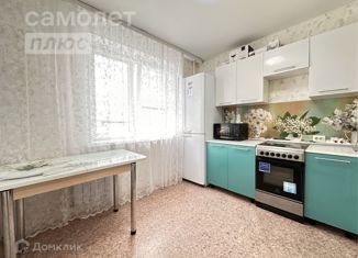 Двухкомнатная квартира на продажу, 52 м2, Уфа, улица Миловская, 16, жилой район Затон