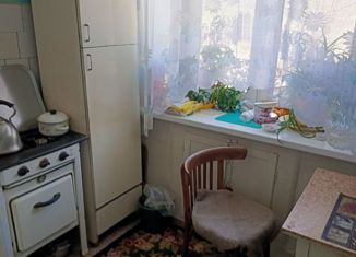 Продаю 2-комнатную квартиру, 42 м2, Чапаевск, улица Чкалова, 7