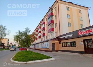 Продам 2-ком. квартиру, 43 м2, Зеленодольск, улица Энгельса, 17