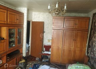 Продаю 2-ком. квартиру, 40 м2, Санкт-Петербург, Мичманская улица, 4, метро Приморская