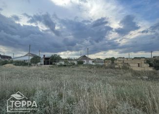 Продаю участок, 10 сот., село Митяево, улица Алиме Абденнановой, 2