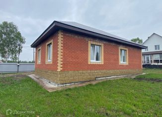 Продаю дом, 92 м2, село Кармаскалы, улица Ф. Исангулова