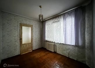 Продам 3-комнатную квартиру, 47.7 м2, Нальчик, Осетинская улица, 125