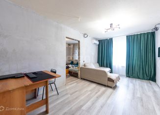 Продажа трехкомнатной квартиры, 66 м2, Хабаровск, улица Панфиловцев, 16