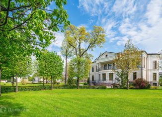 Сдается в аренду дом, 775 м2, дачный посёлок Лесной Городок, Хвойная улица, 10