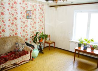 Продам трехкомнатную квартиру, 70.1 м2, Кемеровская область, Комсомольская улица, 8