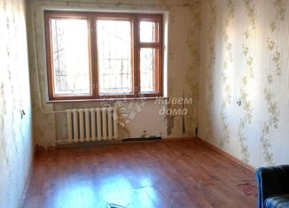 Продаю 1-комнатную квартиру, 29.5 м2, Волжский, улица Кирова, 14А