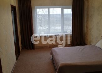 Продается 3-комнатная квартира, 59 м2, село Крутой Лог, Октябрьская улица, 1