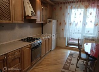 Продам трехкомнатную квартиру, 92 м2, Смоленская область, улица Рыленкова, 34