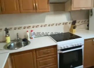 Сдам в аренду 2-комнатную квартиру, 56 м2, Красноярск, улица Кутузова, 48