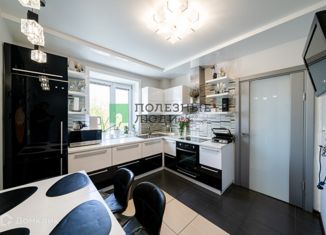 Продаю двухкомнатную квартиру, 47 м2, село Тополево, квартал Крылатское, 9