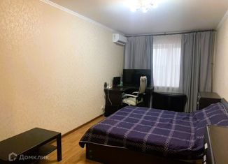 Продаю 1-ком. квартиру, 44 м2, Ростов-на-Дону, улица Теряева, 9