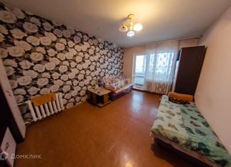 Продажа 3-комнатной квартиры, 70.8 м2, Шадринск, Проектная улица, 8