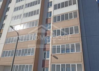 Продаю 2-ком. квартиру, 62 м2, Омск, ЖК Регата, улица Леонида Маслова, 1