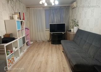 Продается 2-комнатная квартира, 44 м2, Оренбург, Волгоградская улица, 4