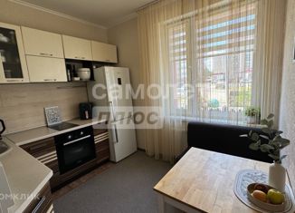 Продается 2-ком. квартира, 49 м2, Ноябрьск, Советская улица, 106