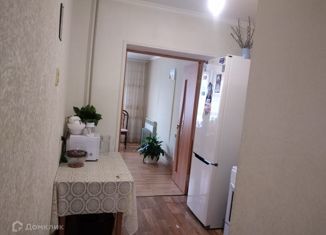 Продается двухкомнатная квартира, 50 м2, Алагир, улица К. Бутаева