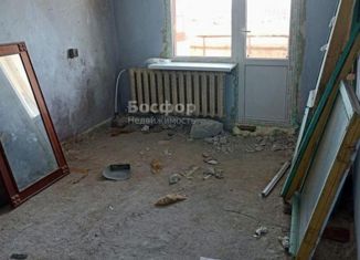 Продаю 2-комнатную квартиру, 60 м2, Феодосия, улица Дружбы, 16