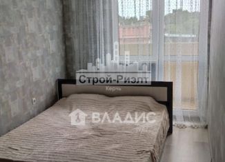 Сдам в аренду 2-комнатную квартиру, 60 м2, Керчь, улица Свердлова, 23А