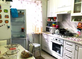 Продам однокомнатную квартиру, 35 м2, Апшеронск, улица Ленина, 8