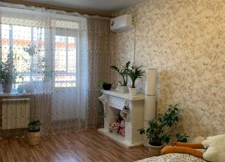 Продается 1-комнатная квартира, 38.7 м2, Новосибирск, улица Юности, 1
