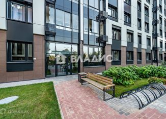 Продаю 2-ком. квартиру, 55.7 м2, Санкт-Петербург, Студенческая улица, 14к1, метро Лесная