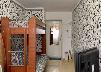 Сдача в аренду комнаты, 36 м2, Евпатория, проспект Ленина, 48/4