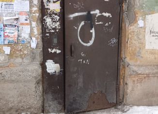 Продаю 5-ком. квартиру, 12.5 м2, Нижний Тагил, улица Коминтерна, 57