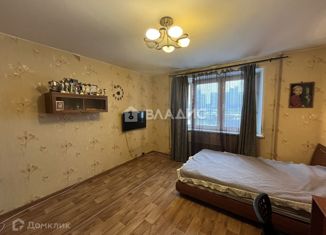 Продаю 3-ком. квартиру, 80 м2, Москва, Старобитцевская улица, 21к1, метро Бульвар Дмитрия Донского