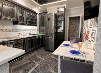 Продаю двухкомнатную квартиру, 53 м2, Новороссийск, проспект Ленина, 91А