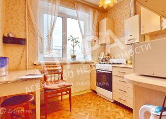 Сдается двухкомнатная квартира, 45 м2, Самара, улица Мяги, 25, метро Гагаринская