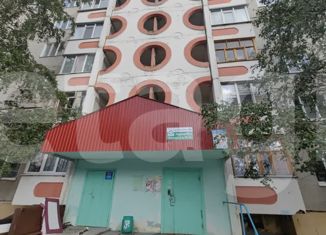 Продам трехкомнатную квартиру, 64.9 м2, Лангепас, Солнечная улица, 14А