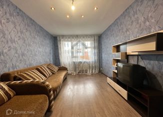 Сдам в аренду 1-ком. квартиру, 32 м2, Киров, Чистопрудненская улица, 1к1