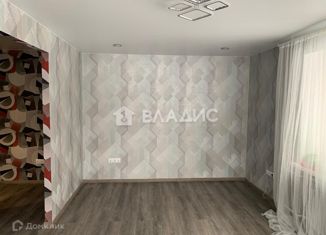 Продам 1-ком. квартиру, 30.7 м2, Новосибирск, улица Восход, 5, метро Октябрьская