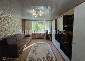 Продам четырехкомнатную квартиру, 76 м2, Абакан, Аскизская улица, 220